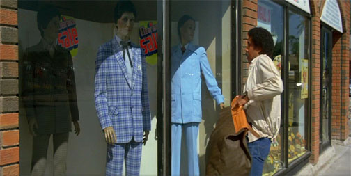 Sanders' suit?